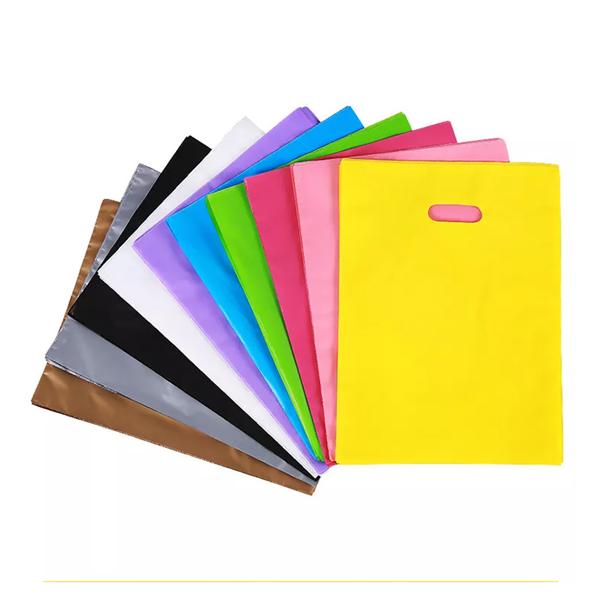 Factory custom design printed Handle Plastic Bags  Supplier Plastic Packaging Tote Shopping Gift Bags with Logo